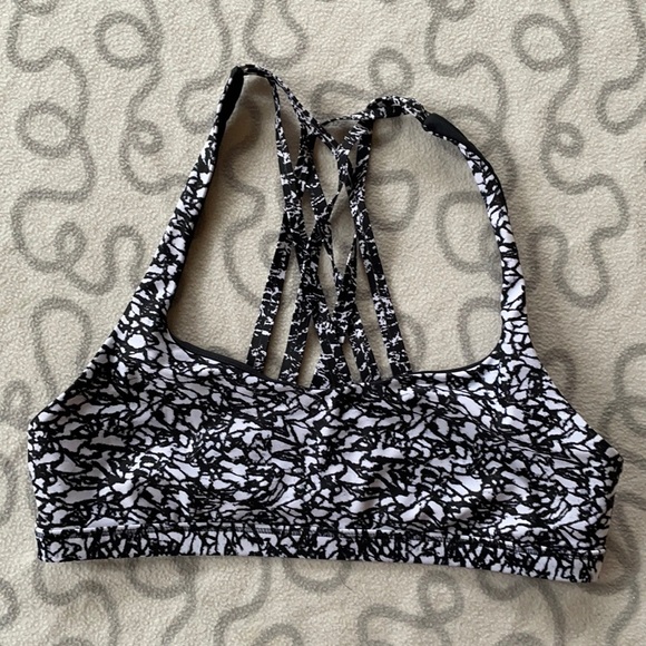 lululemon athletica Other - Lululemon Ice Breaker Sport Bra
